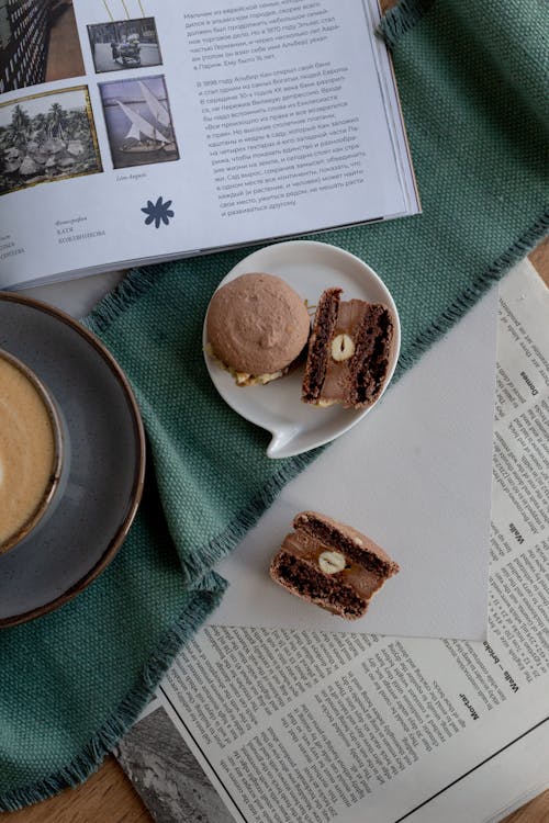 Foto profissional grátis de café, fotografia de alimentos, jornal