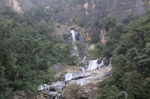 Rawana Waterfall