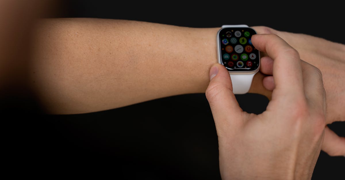 Smartwatch vs Fitness Tracker: What's Best for You?