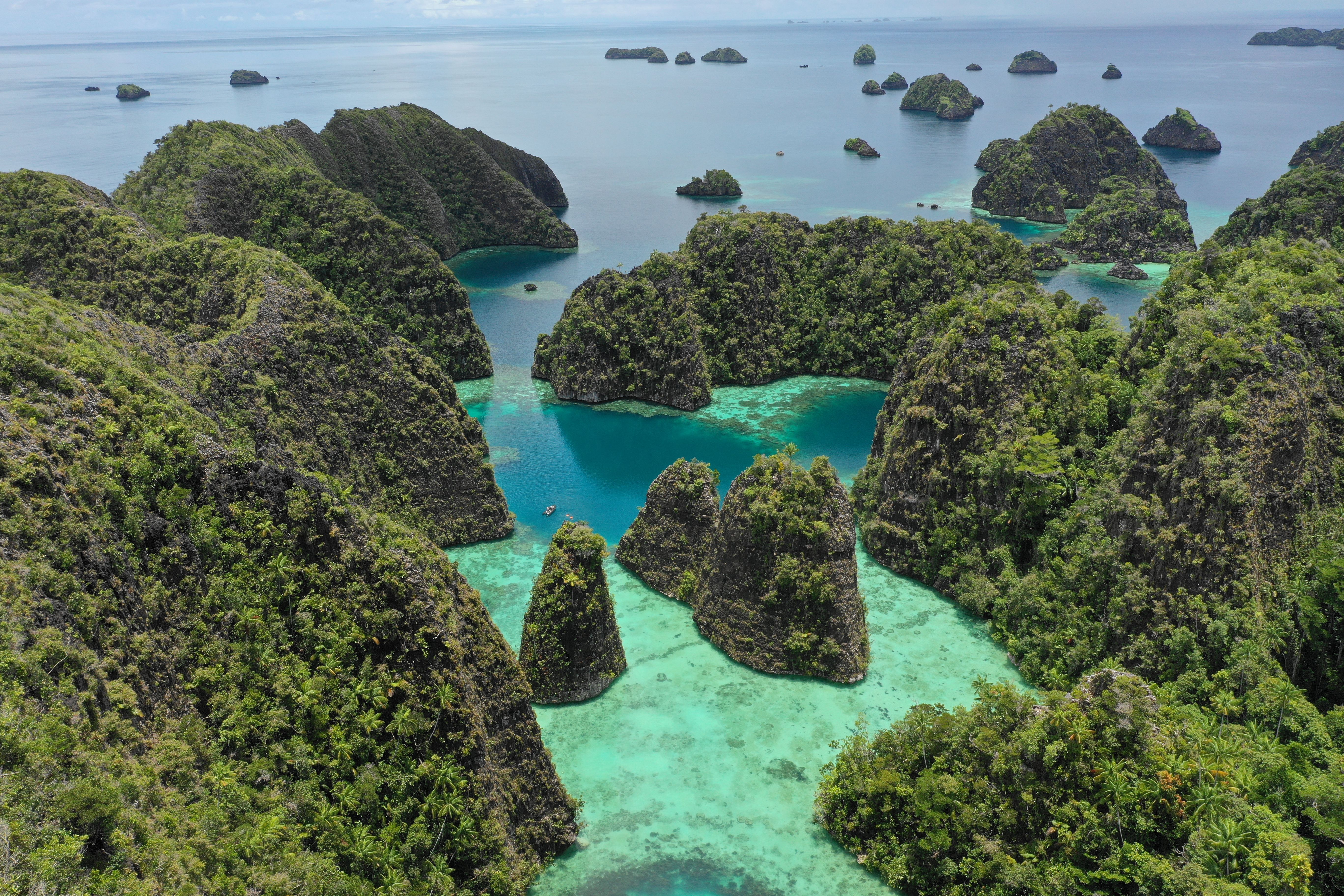 meanwhile, wayag raja ampat is senn at an angle.