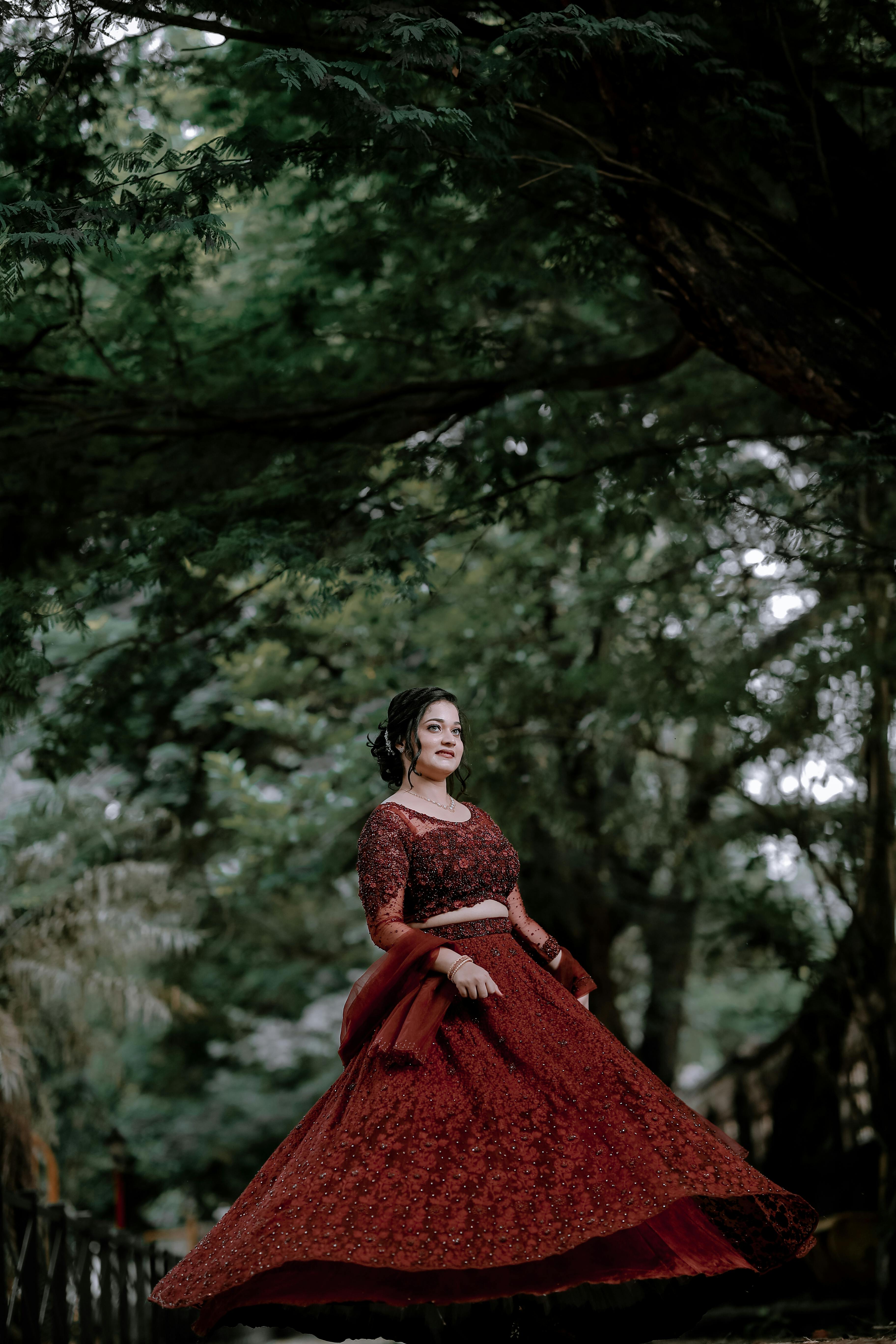 Outdoor Bridal Photoshoot|Red Half Saree|Bride Poses | Half saree designs,  Lehenga designs simple, Half saree