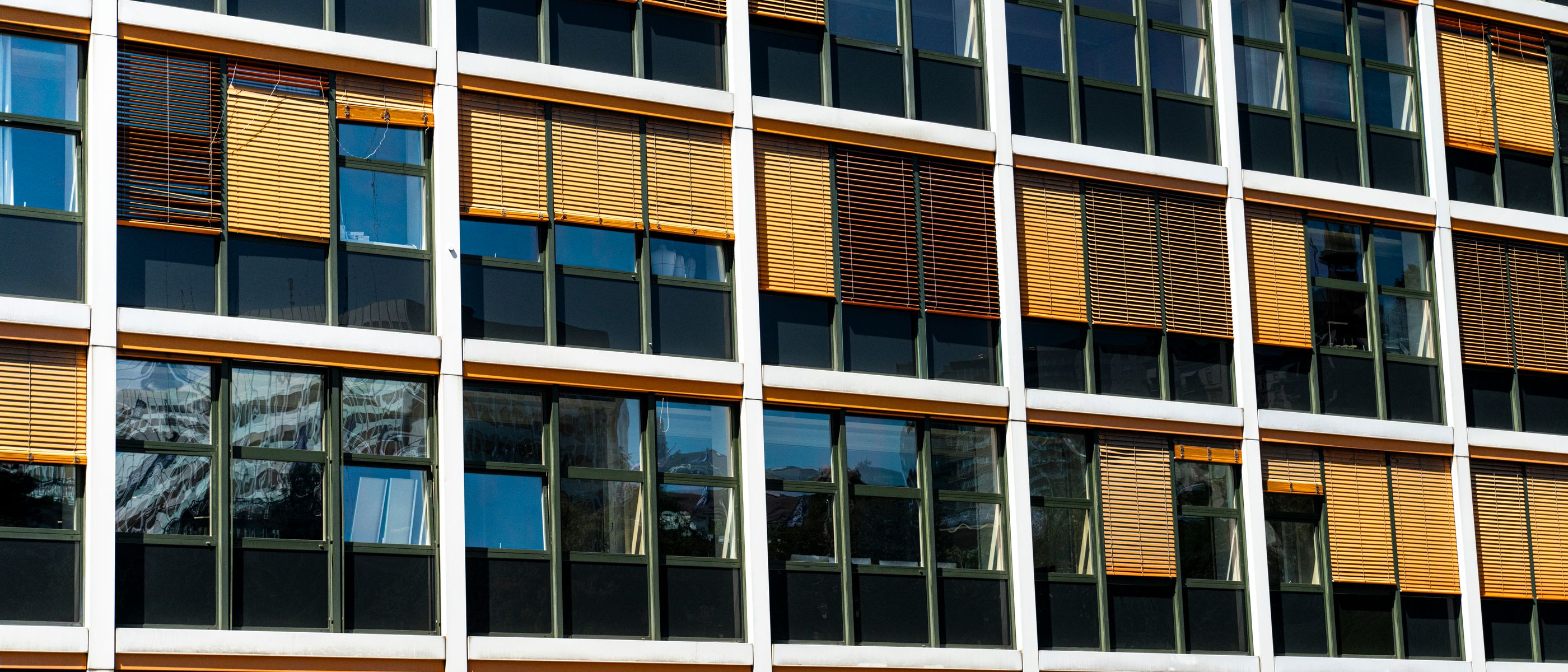 Commercial Decorating in Kingsbury — a freshly painted, spotless finish