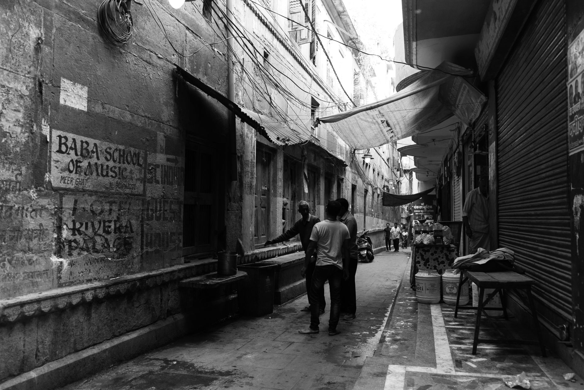 Varanasi travel and vehicle rental photo 1