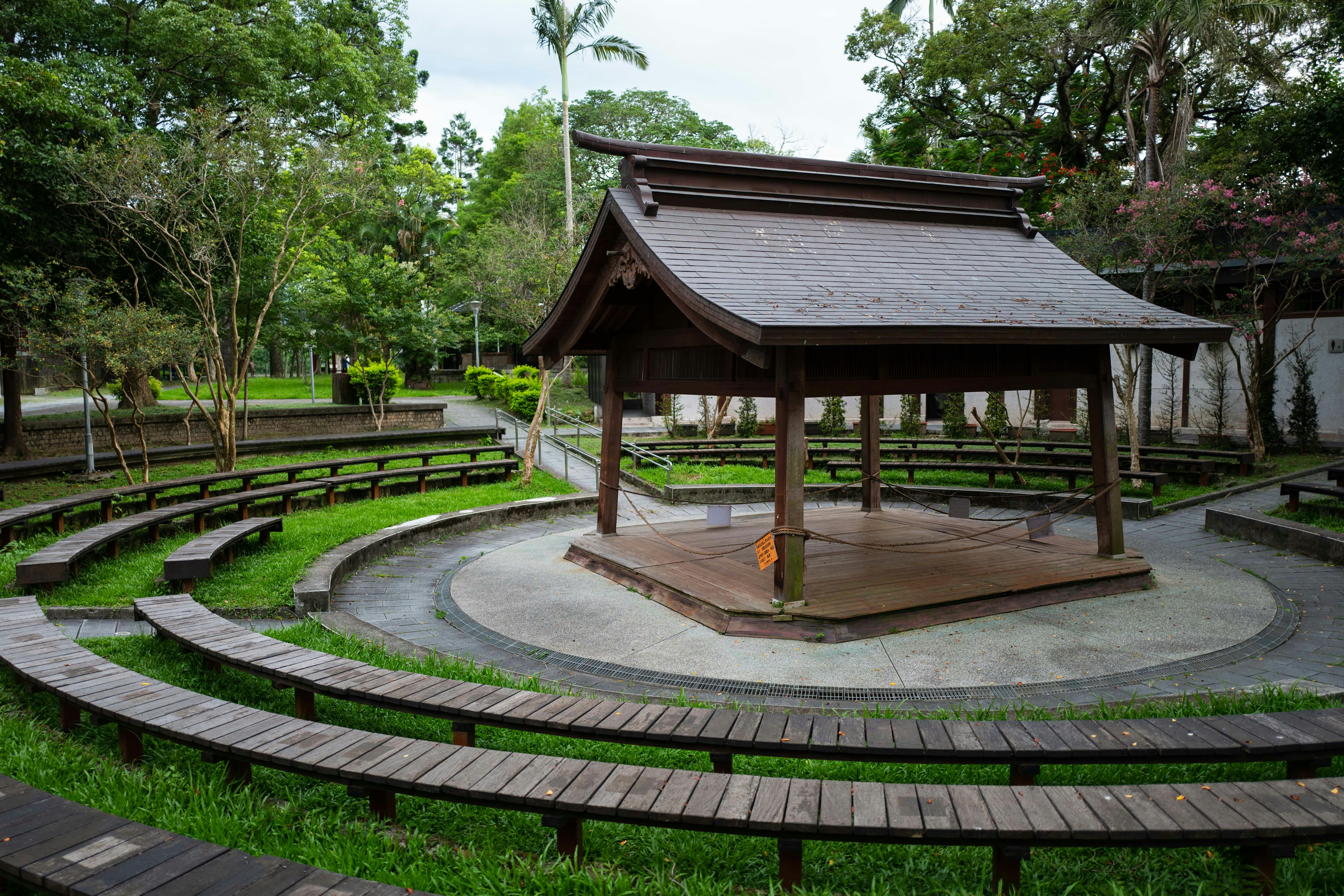 世界の家具大百科 & GAZEBO 14' Octagon Cedar Gazebo - Gazebo