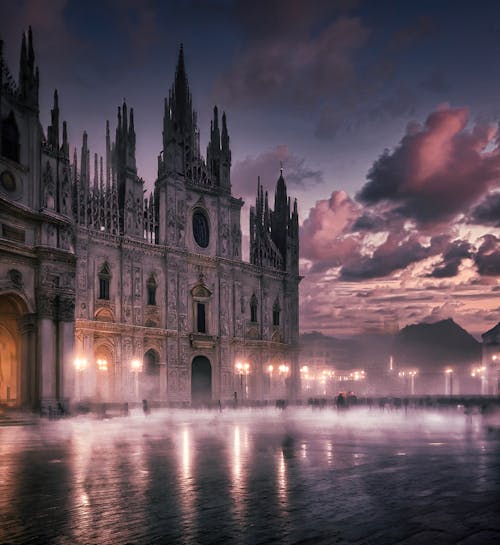 cattedrale di notte