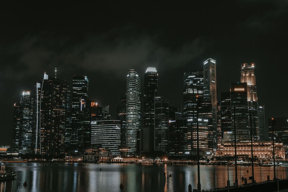 Singapore costs - Singapore Marina Bay Sands and city skyline