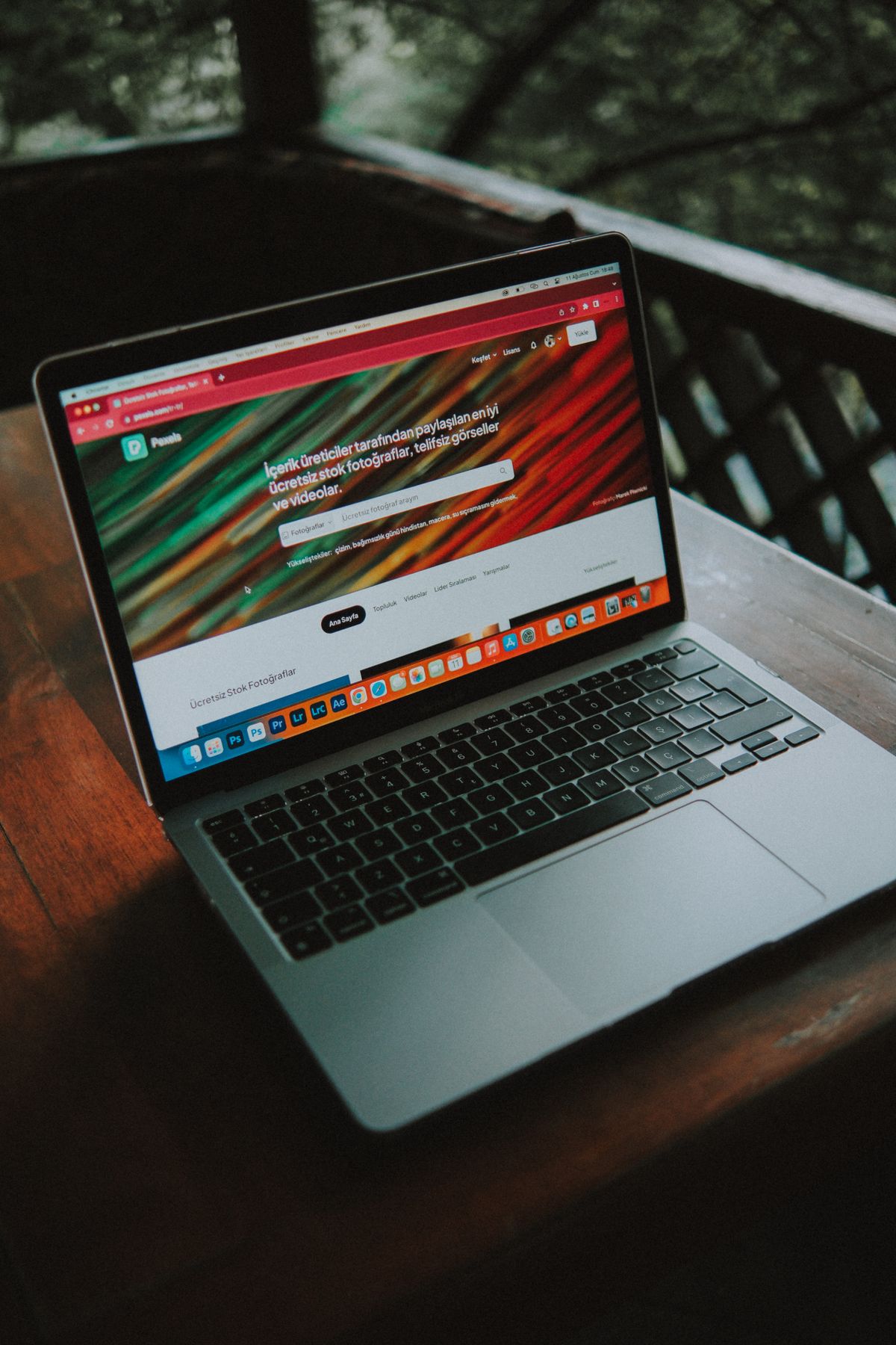 A private window that limits the browser cache