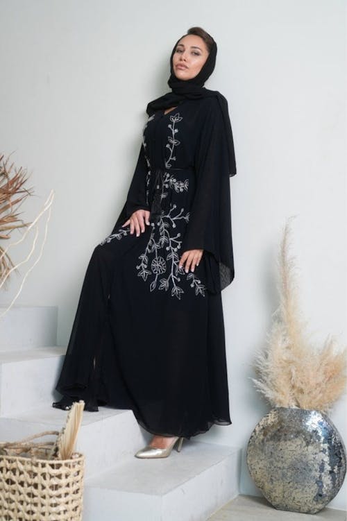 Ruh Al-Hayat Abaya By Qalanjos Fashions