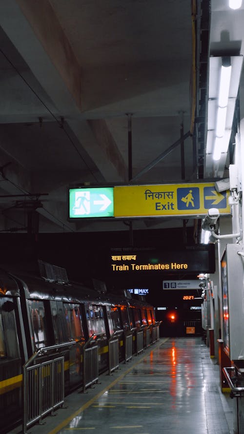 Delhi Metro on fuji 