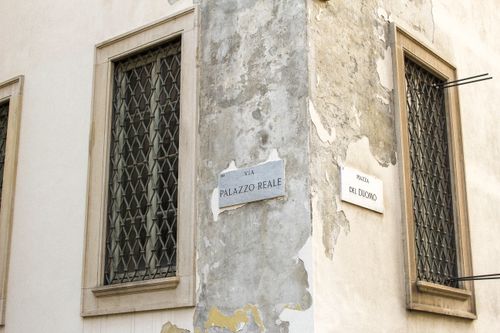Free Old building corner with signage in Milan's historic center, Italy. Stock Photo