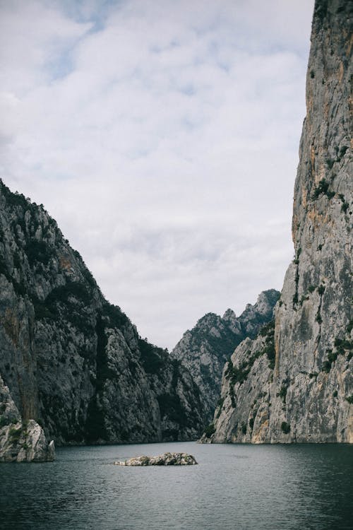 垂直拍攝, 山谷, 岩石 的 免費圖庫相片