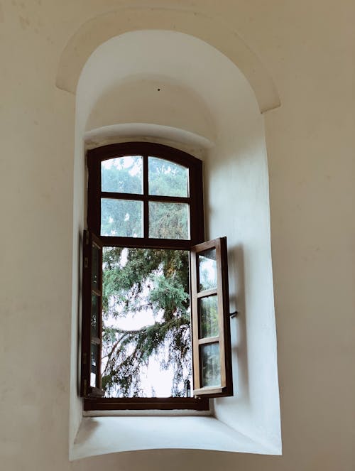 Gratis stockfoto met daglicht, geopend raam, interieurontwerp