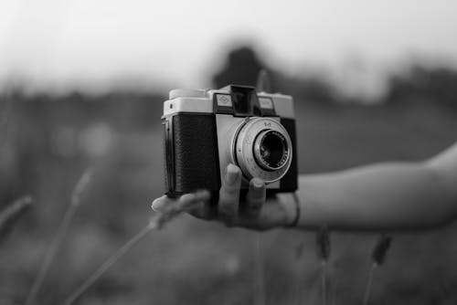 Imagine de stoc gratuită din alb-negru, analog, aparat de fotografiat