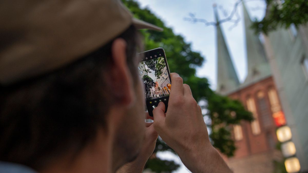 Les meilleures applications de réalité augmentée pour explorer des villes en 2026