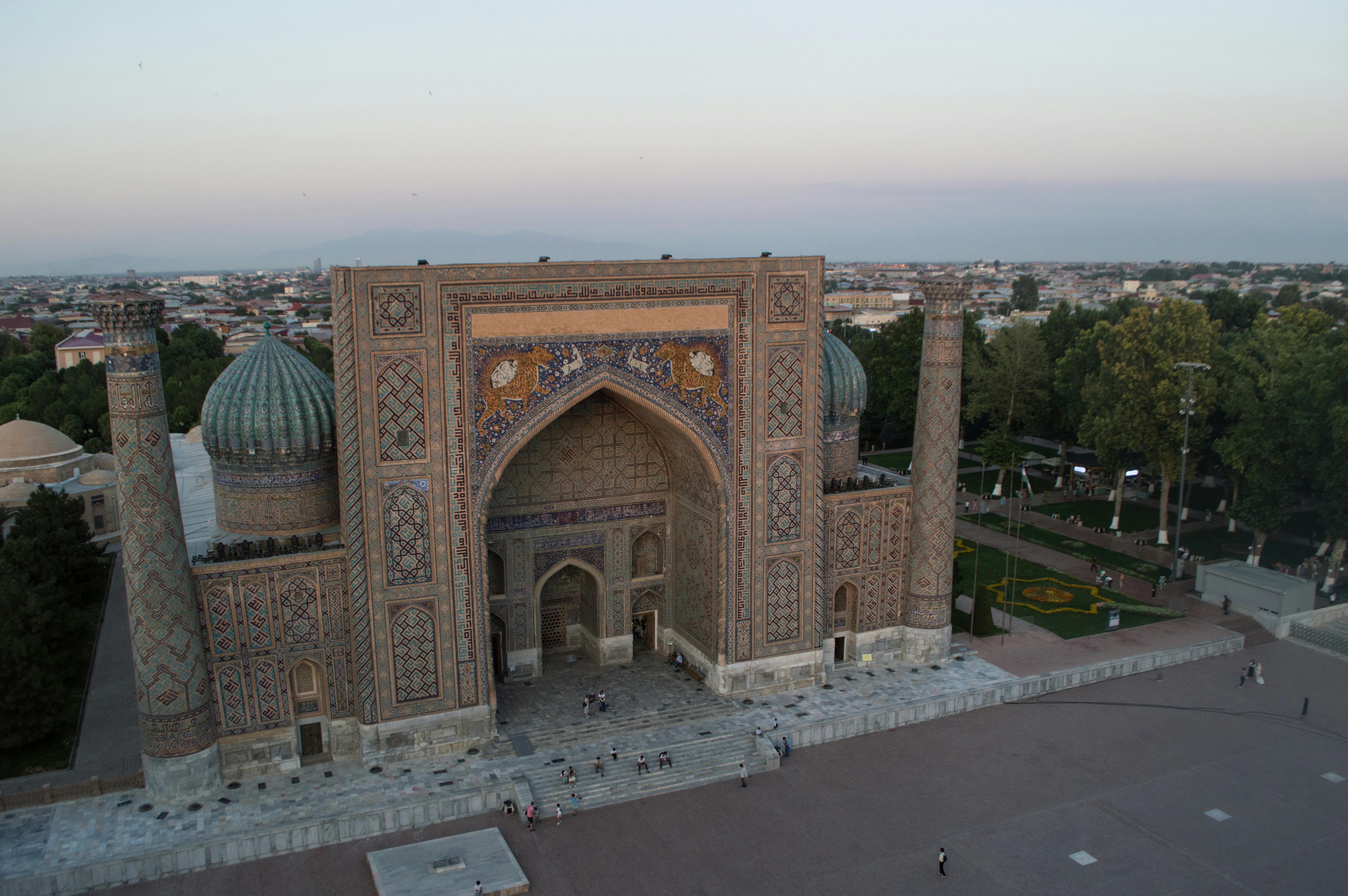 Bibi-Khanym Mosque