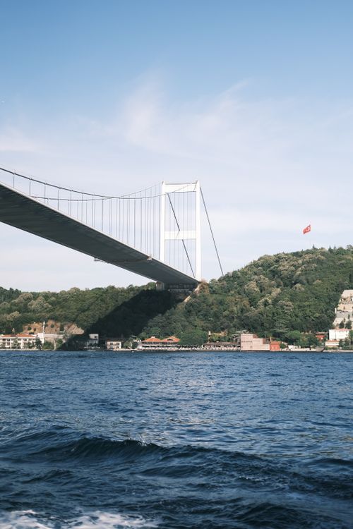 Free Scenic view of Fatih Sultan Mehmet Bridge spanning the Bosporus in Istanbul, Türkiye. Stock Photo