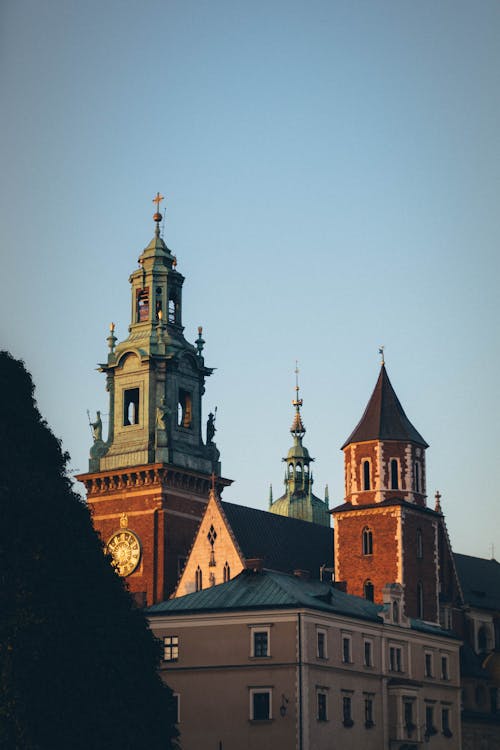 Foto profissional grátis de arquitetura gótica, catedral wawel, cidade
