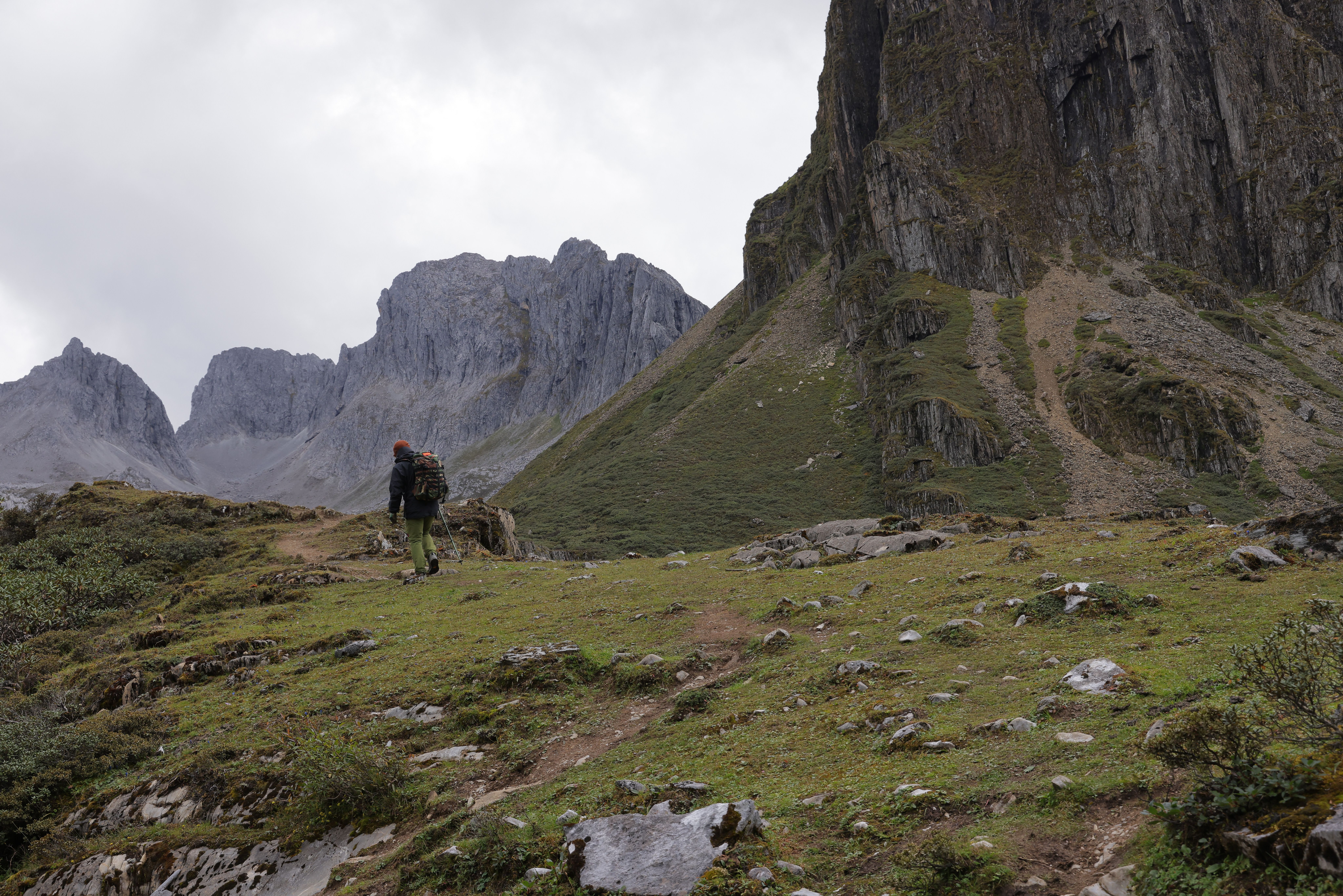 hiker layering trail mountain