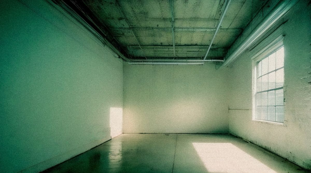 Interior diáfano de una nave