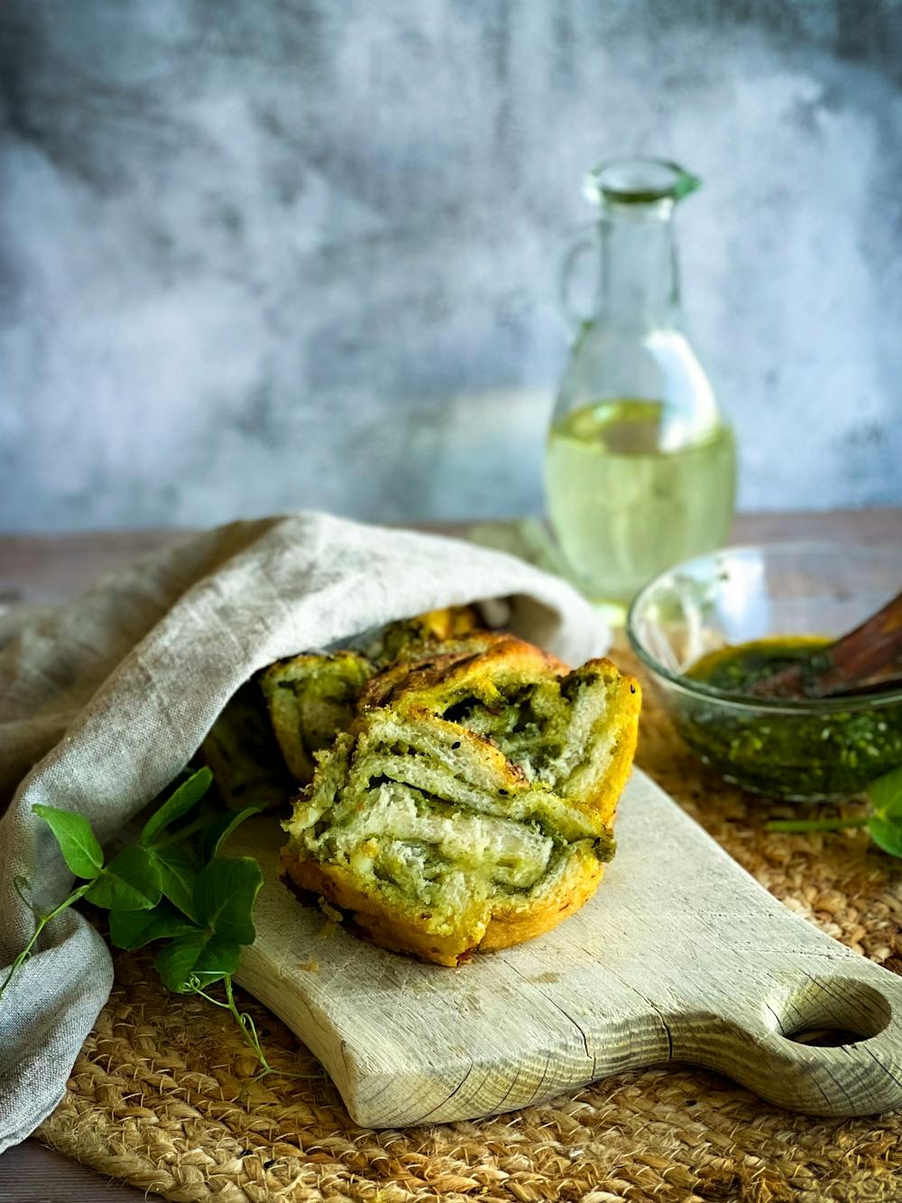 Pesto and Cheese Pull Apart Tree