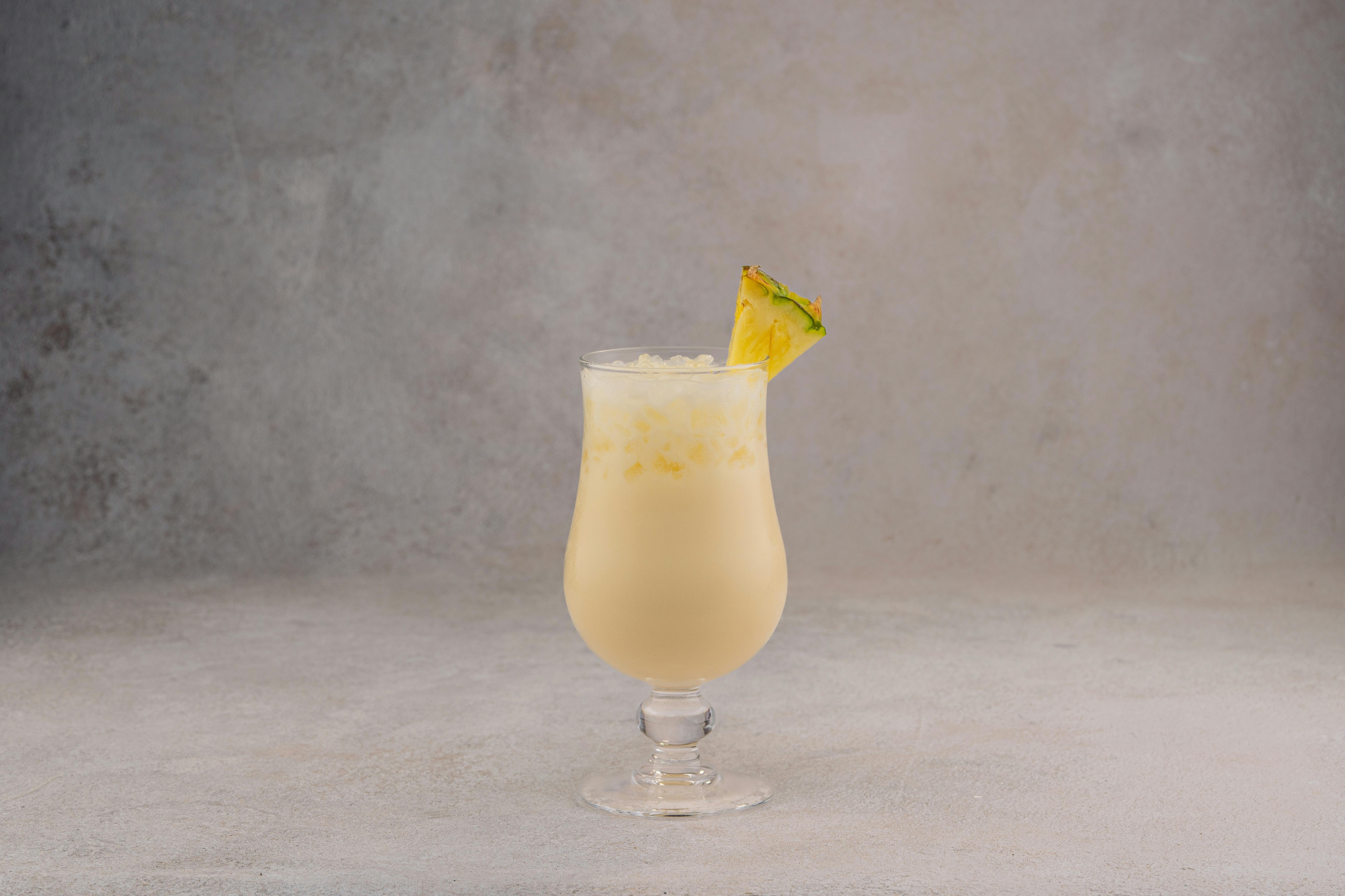 Bebida de coco con alcohol: exótico sabor tropical