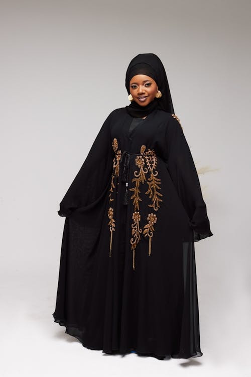 IshrakatAl-Lay Abaya By Qalanjos Fashions - Online Abaya Store