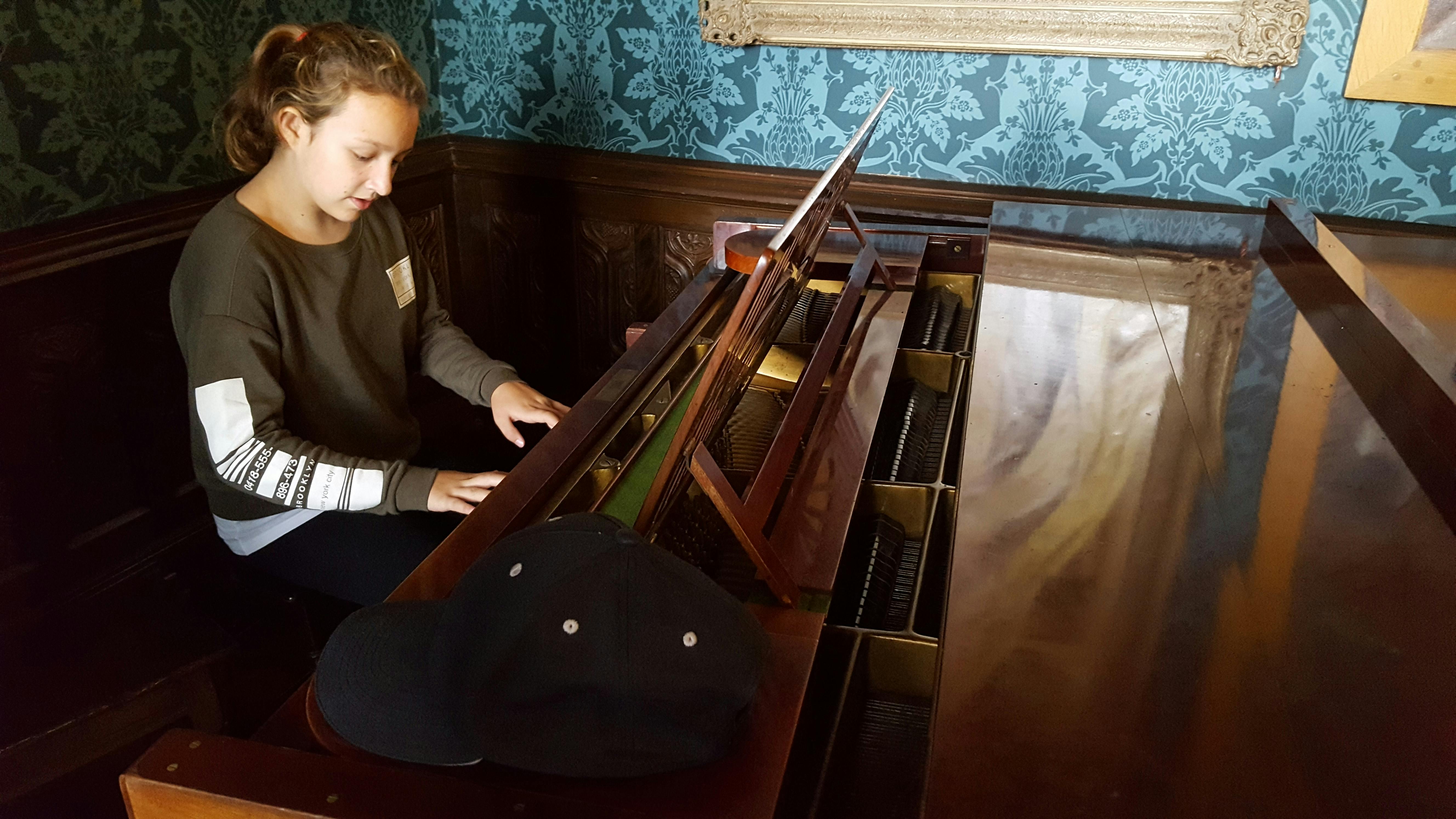 Free stock photo of music, piano, piano player