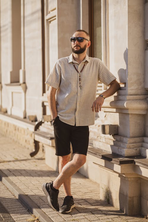 Portrait photo of a stylish man