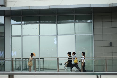 Kostenloses Stock Foto zu fenster, gebäude außen, gehen