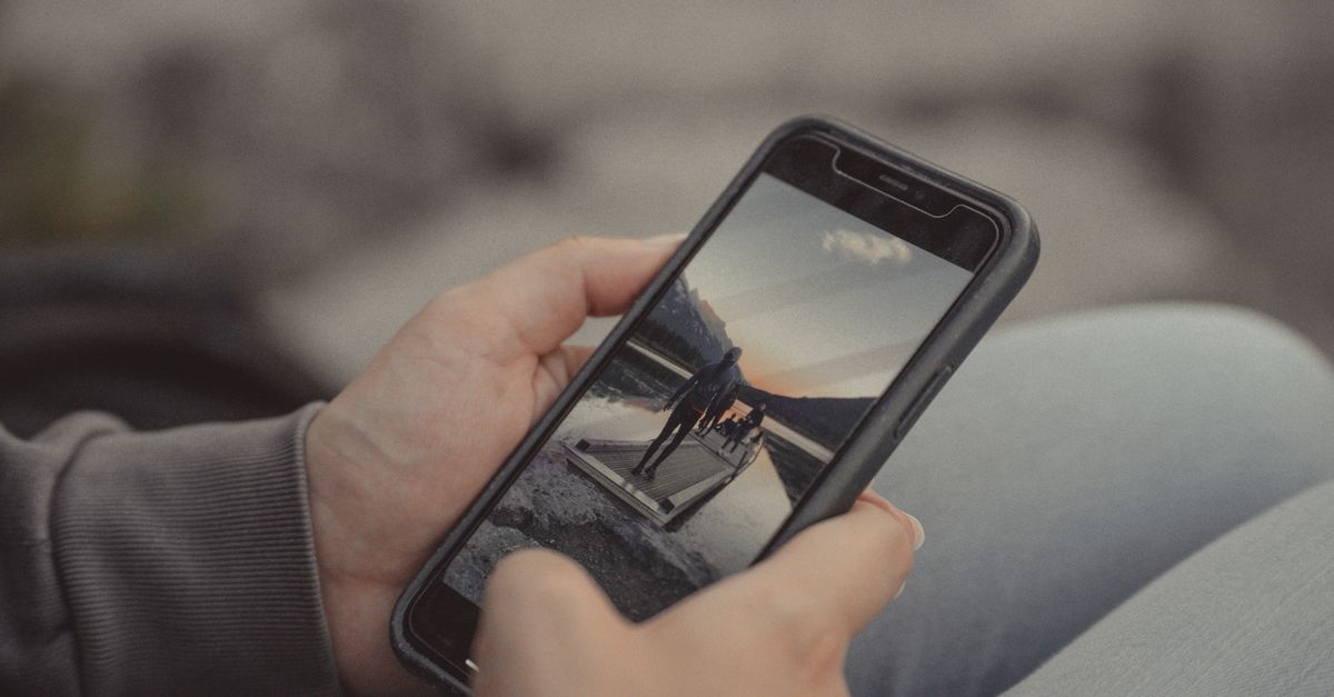 How to Enhance Your Mobile Lifestyle with Smart Gadgets