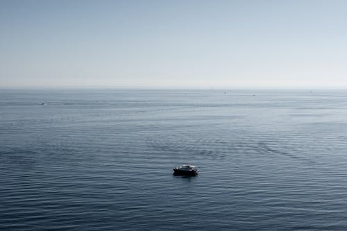 Gratis lagerfoto af flyder på vandet, forankret, hav Lagerfoto