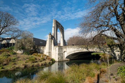 Avon River and the Bridge of Remembrance