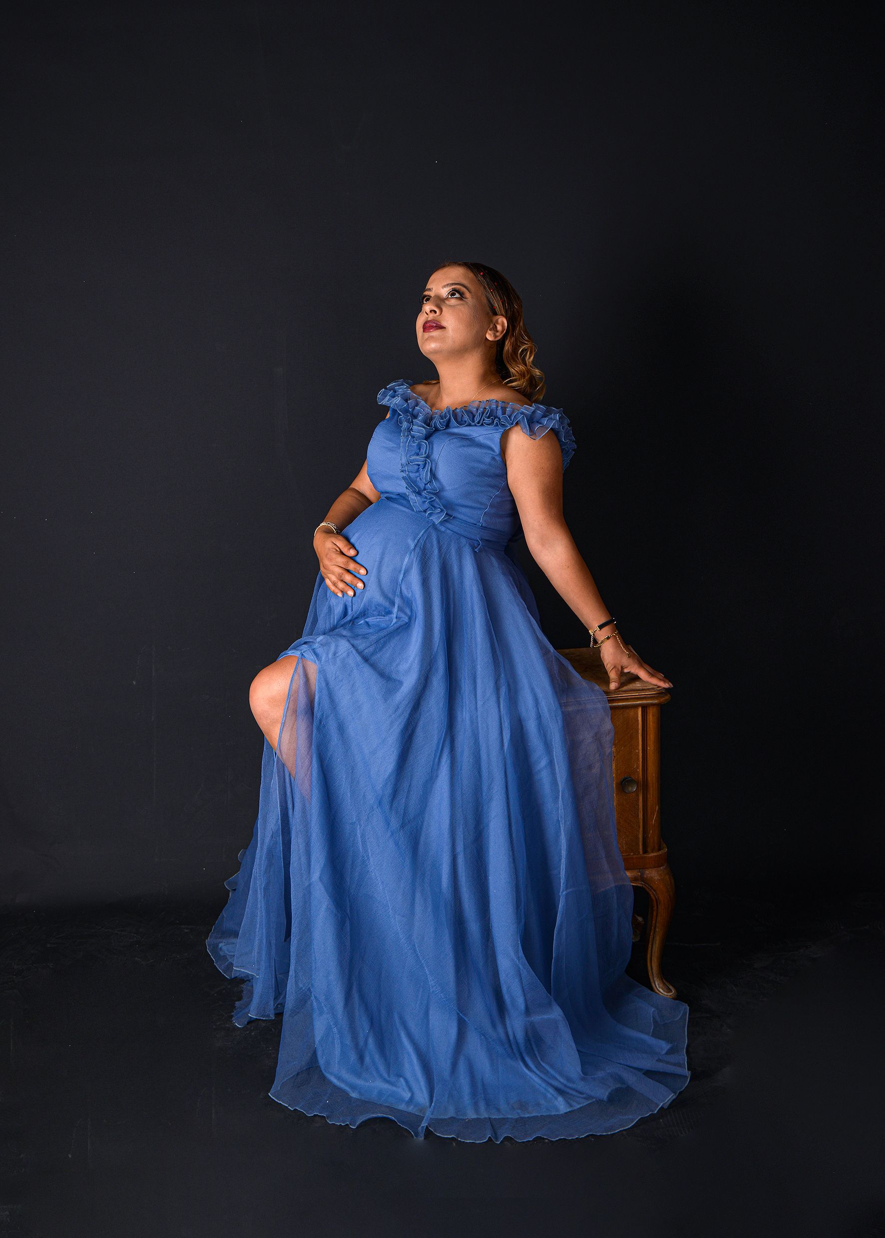Pregnant Woman in Blue Dress · Free Stock Photo