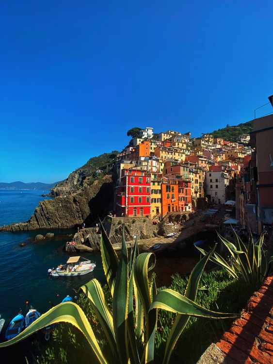 Water Rocks Italy Town on Rocks in Bay on Sea Shore in Italy · Free Stock Photo