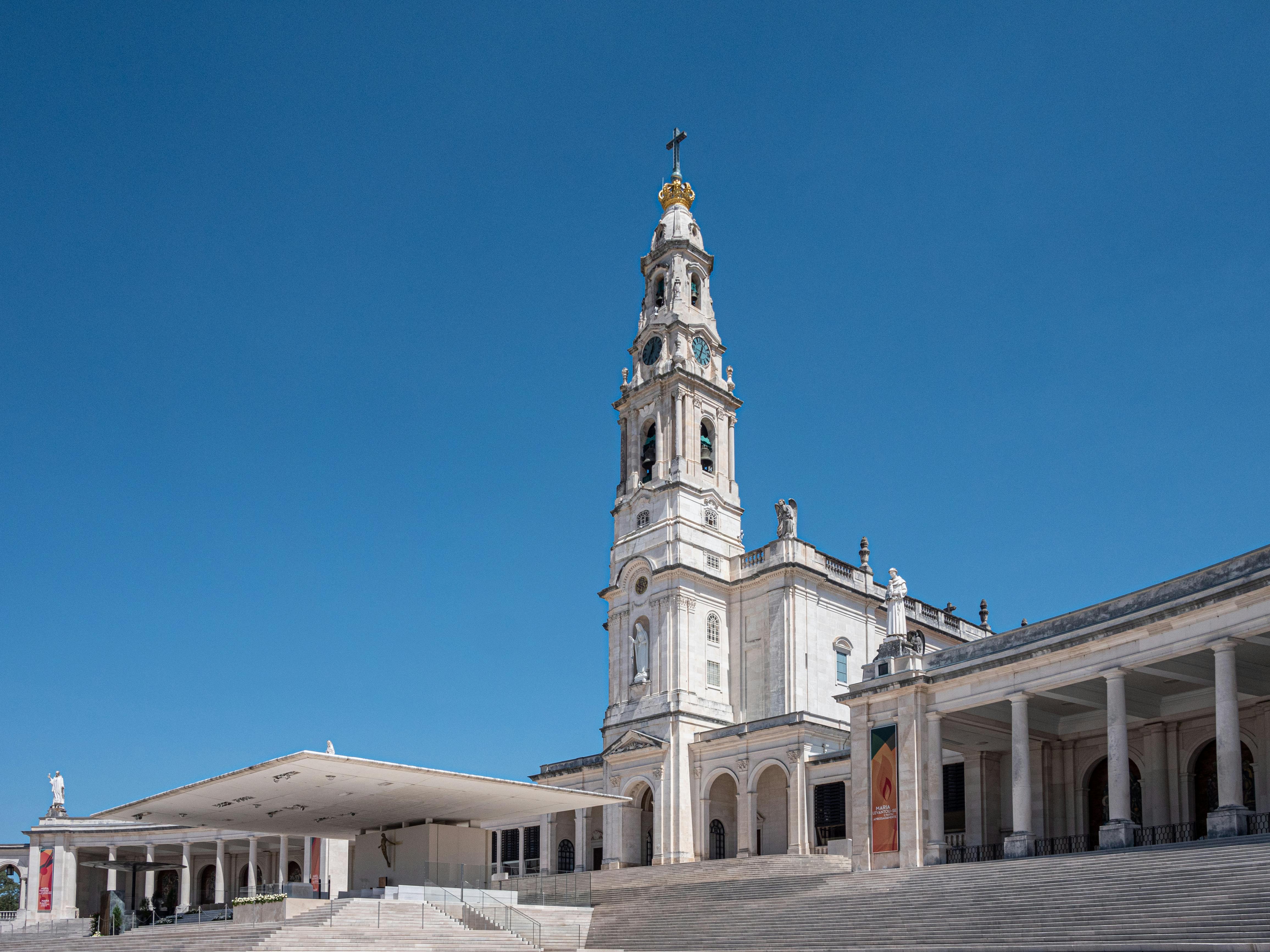 Basilica of Our Lady of the Rosary of Fatima in Portugal · Free Stock Photo