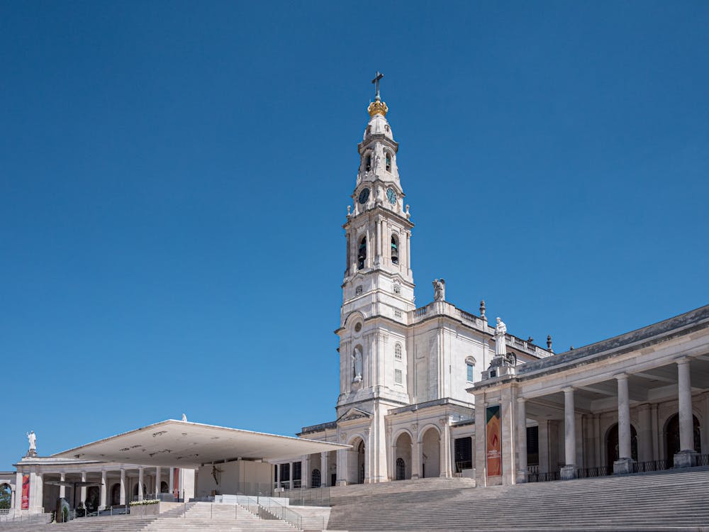 Basilica of Our Lady of the Rosary of Fatima in Portugal · Free Stock Photo