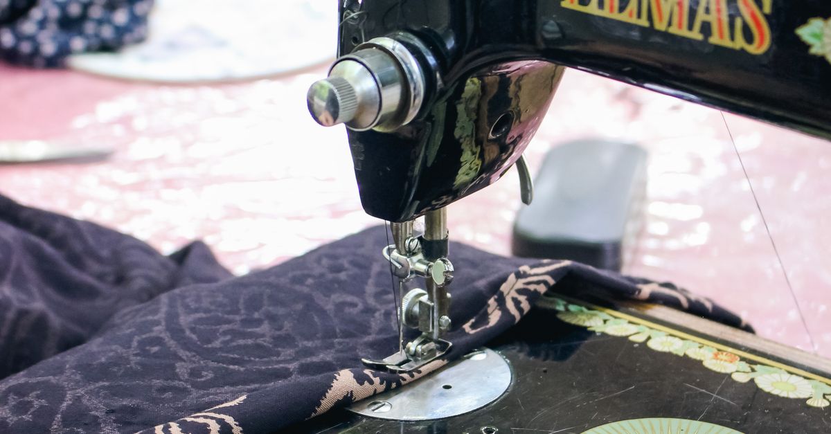 Vintage Sewing Machine in a Tailors Workshop · Free Stock Photo