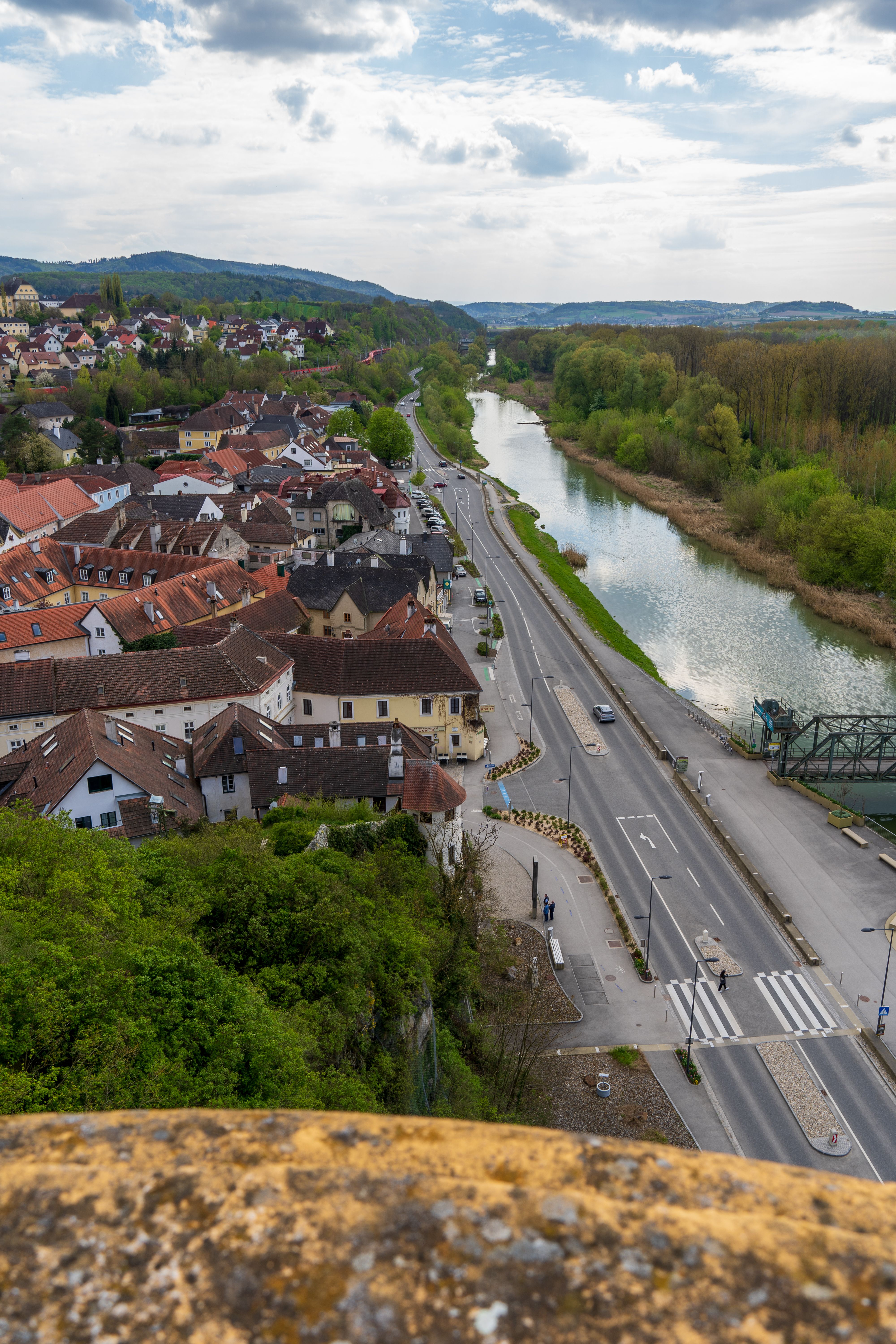 Street and Buildings near River in Town · Free Stock Photo