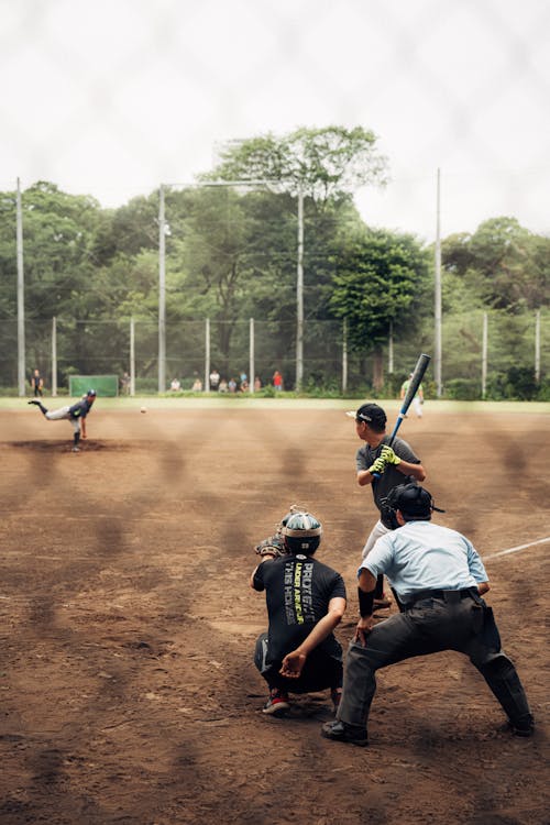 Darmowe zdjęcie z galerii z boisko do gry w baseballa, ciasto naleśnikowe, dzban