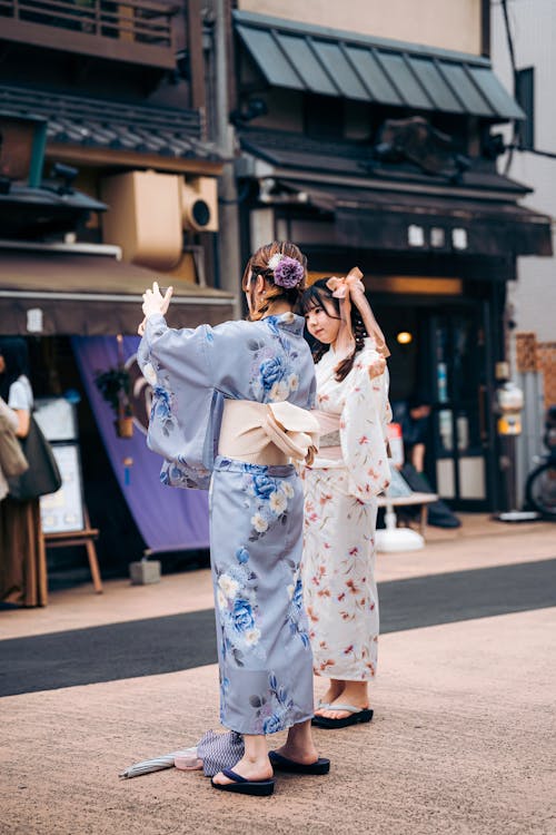 Darmowe zdjęcie z galerii z japonia, kimono, kobiety