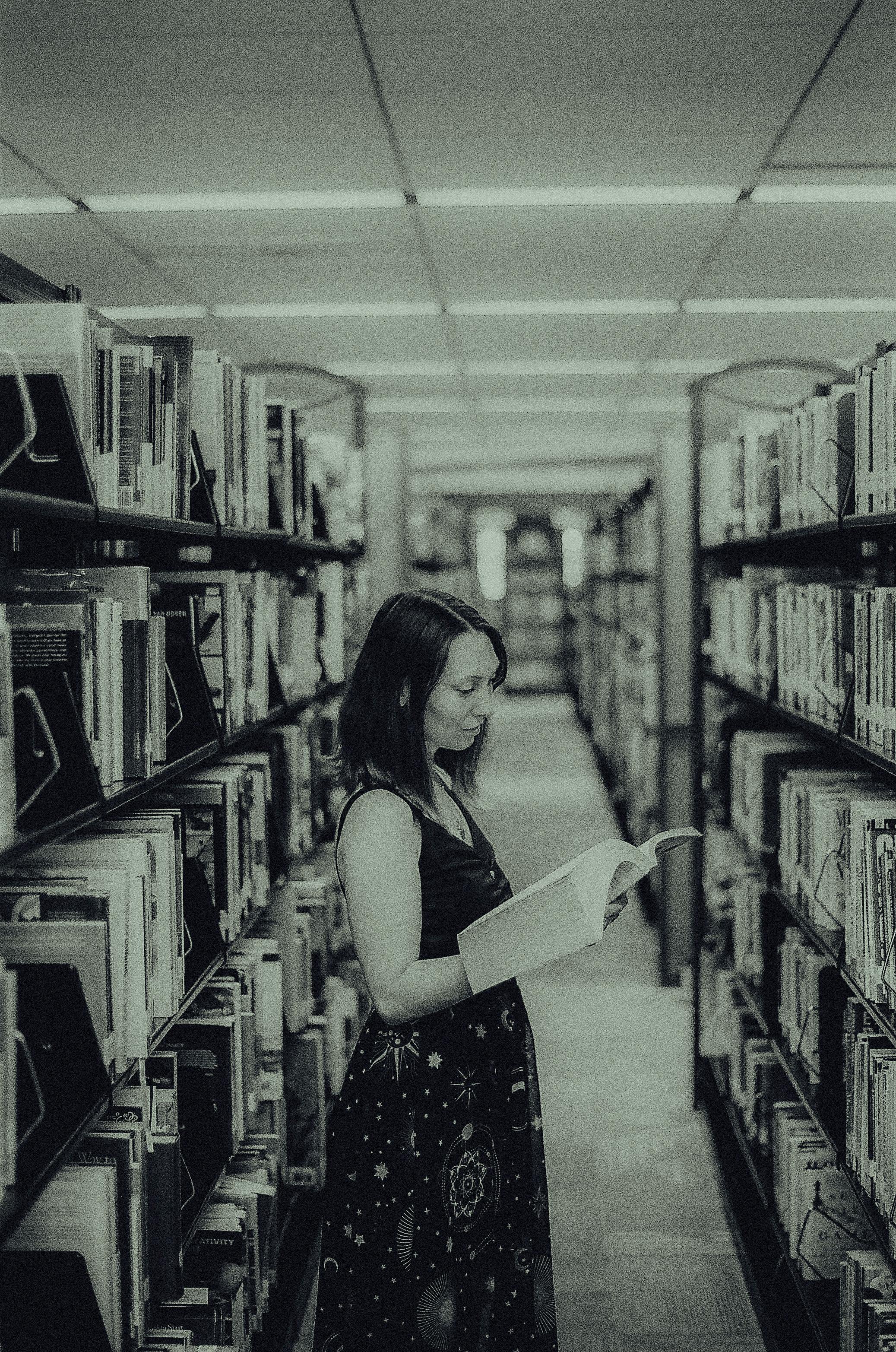 Woman's back - Stock Image - P700/0375 - Science Photo Library