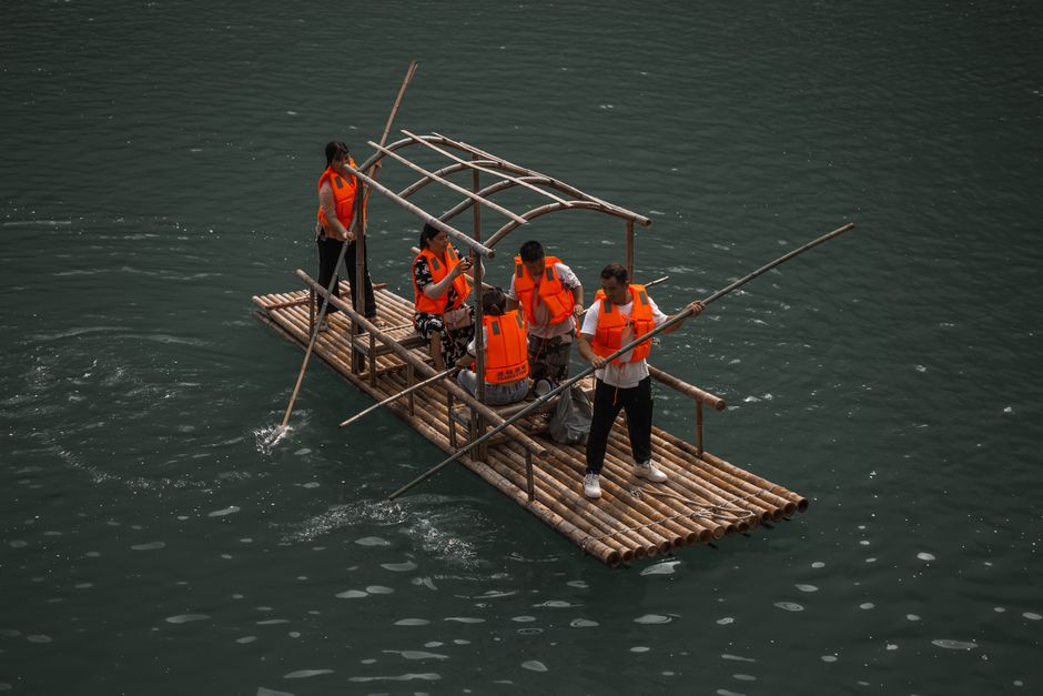Detian Transnational Waterfall — Bamboo Raft Tours