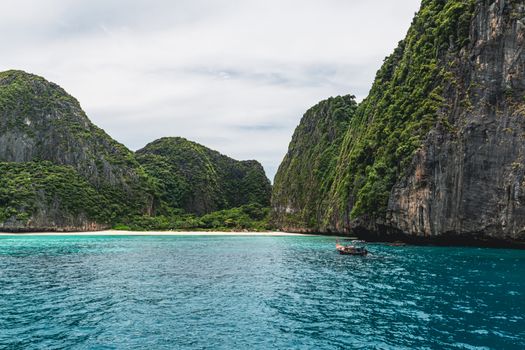 Phi Phi Islands private speedboat — Phuket