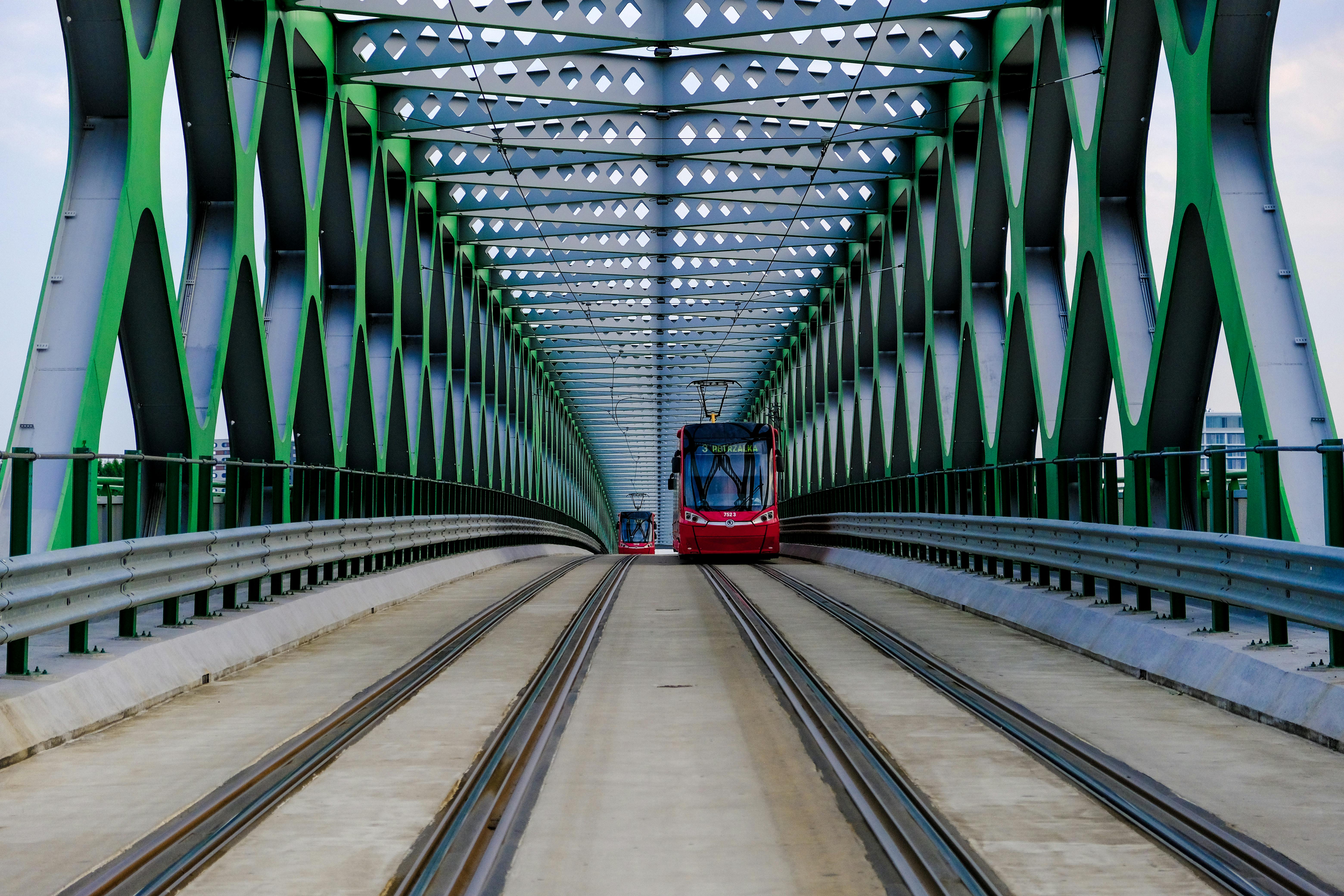 Manea de infrastructură revine pe Valurile Șinelor în Rahova