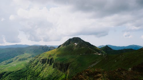 Foto profissional grátis de cenário, colinas, ecológico