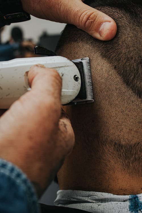 Základová fotografie zdarma na téma detail, elektrický holicí strojek, hlava