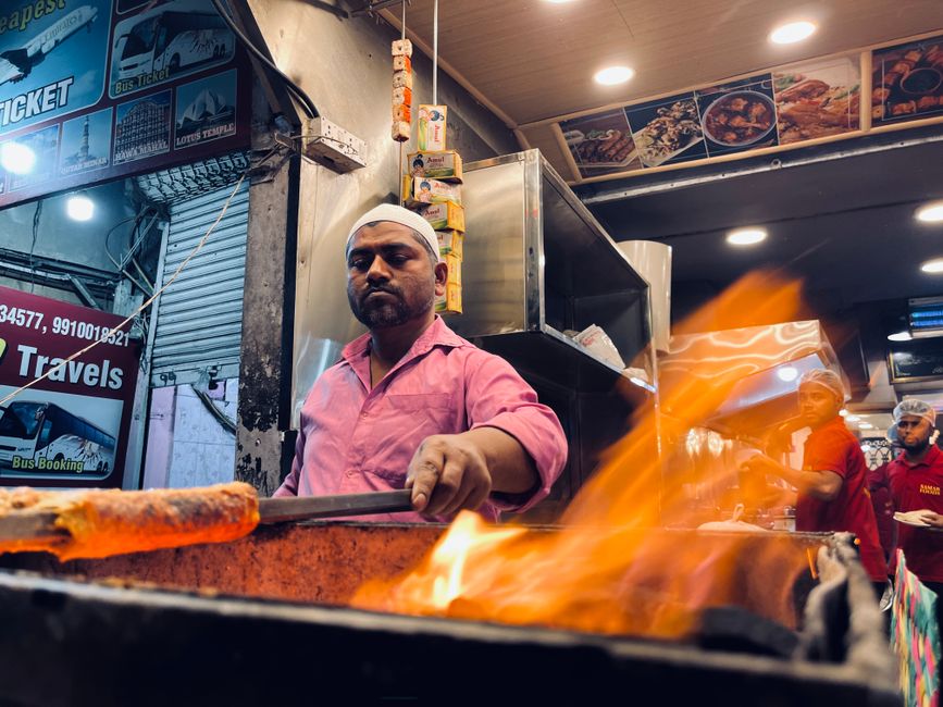 Delhi food and travel