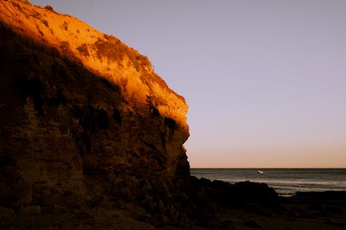 akşam karanlığı, deniz, deniz manzarası içeren Ücretsiz stok fotoğraf