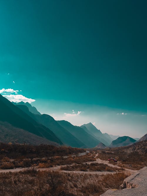Kostenloses Stock Foto zu bergklippe, blau, landschaft tapeten