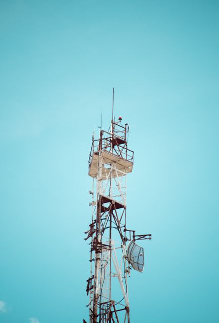 In-Depth Comparisons of Leading satellite Internet Services for Residential Use